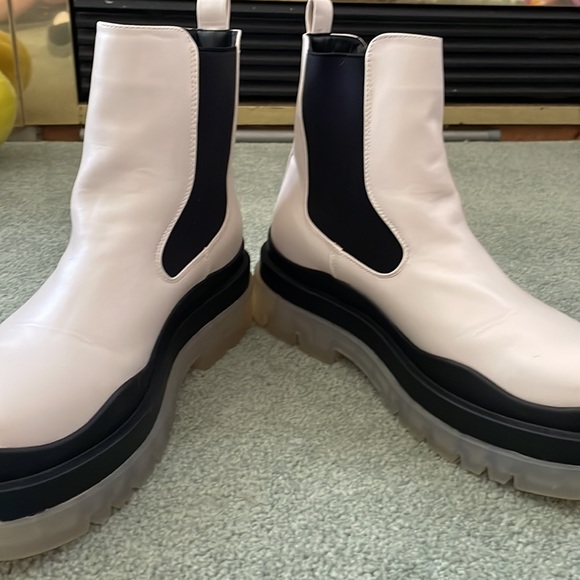 White Platform Spring Chelsea Boots - Vegan Leather NEVER Worn! - Picture 2 of 5